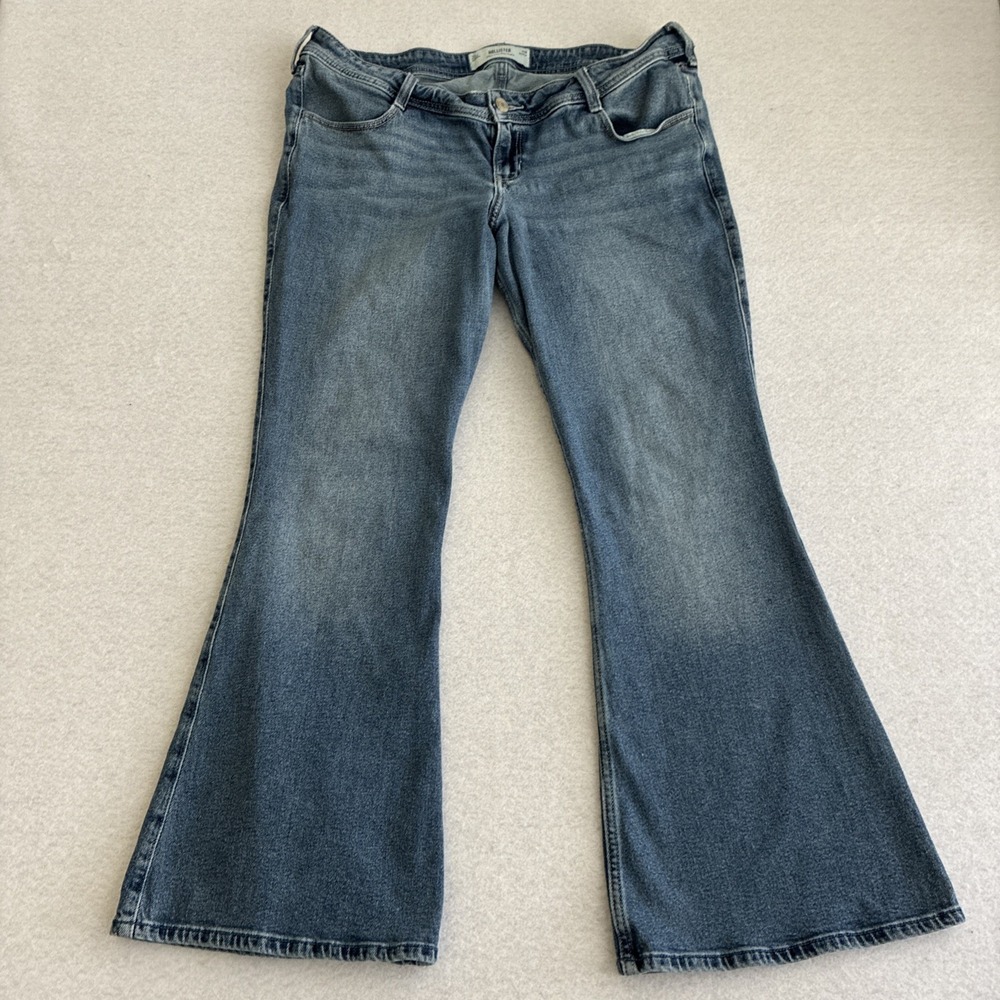 Hollister Womens Ultra Low Rise Flare Jeans Measures 39x31 16R Hippie Boho